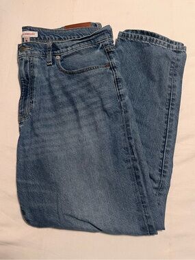 Lucky Brand 410 Athletic Straight Light Blue Denim Jeans, Size 38 x 32